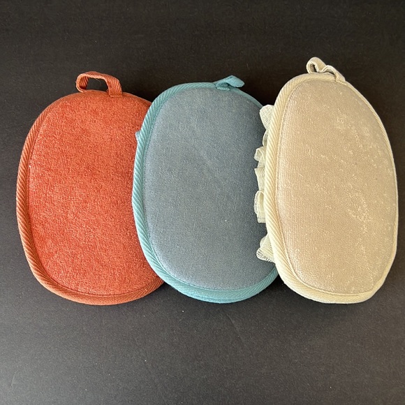 Bath Loofah Body Sponge Glove 3 pack NWOT - Picture 2 of 5